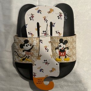 MICKIE MOUSE FLIP FLOPS